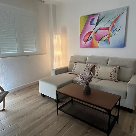 Modern And Bright Close To The Station * 科爾多瓦